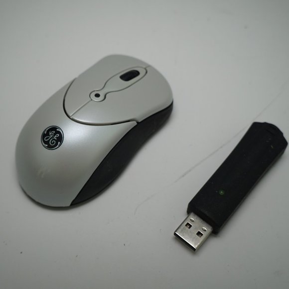 GE Mini Wireless Optical Mouse HO97985 - Picture 3 of 6